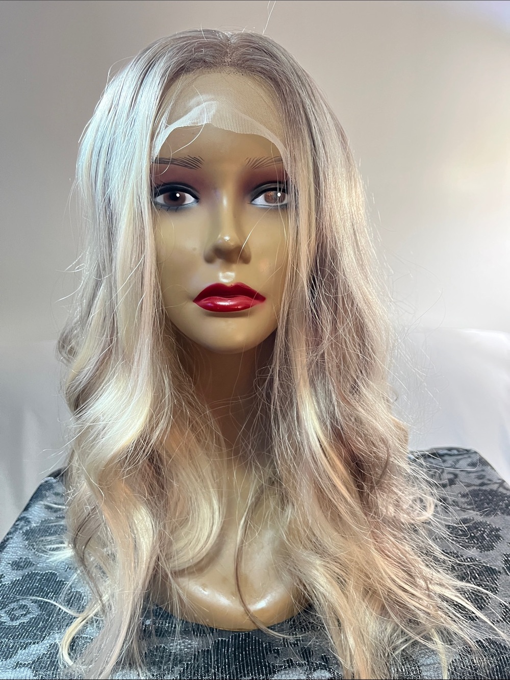 Blonde Lace Front Wavy Wig - Natural Blonde Highlights